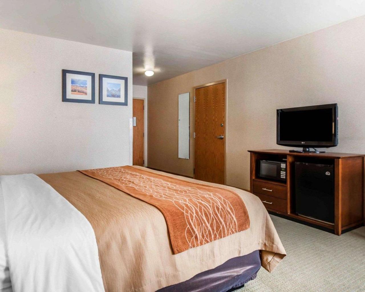 Comfort Inn Салайда Екстер'єр фото