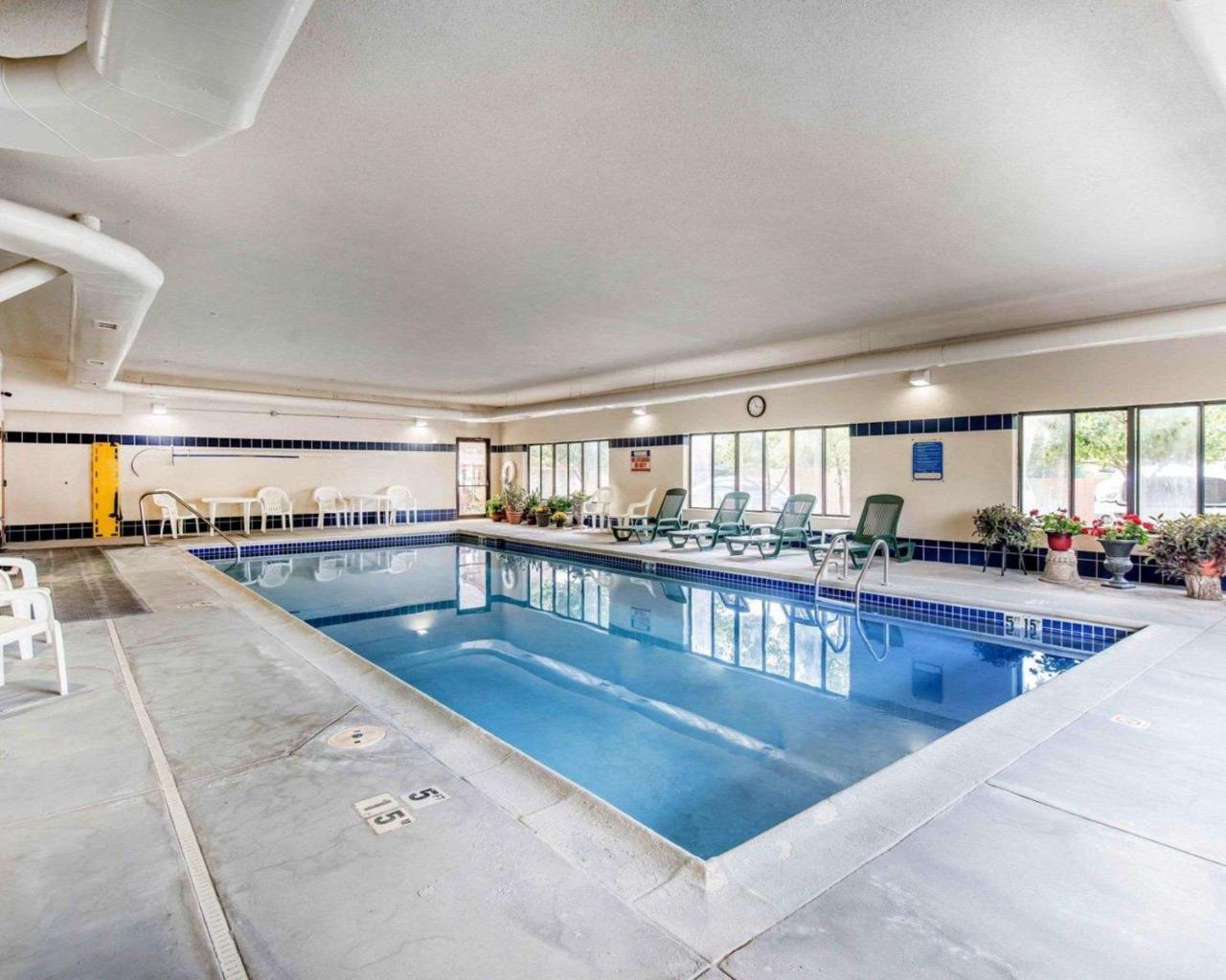 Comfort Inn Салайда Екстер'єр фото