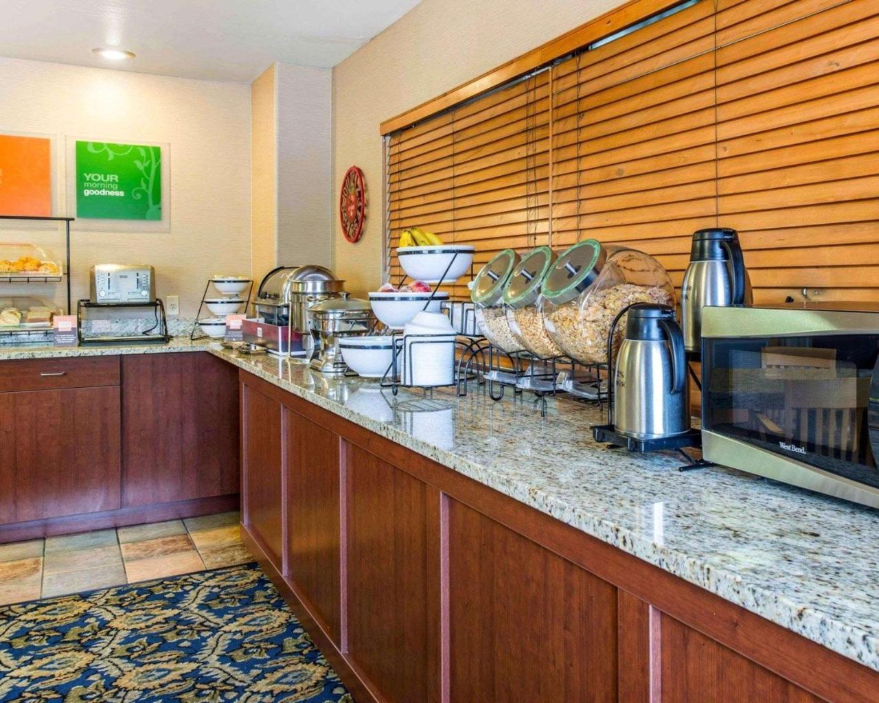 Comfort Inn Салайда Екстер'єр фото