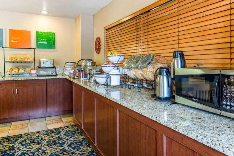 Comfort Inn Салайда Екстер'єр фото