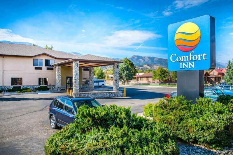 Comfort Inn Салайда Екстер'єр фото